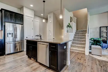 New construction Townhouse house 6226 Vernazza Wy, Unit 3, Windsor, CO 80550 plan Carolina - image 4