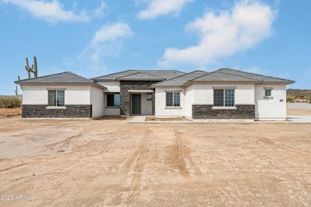 New construction Single-Family house 9195 W Limestone Mountain Dr, Casa Grande, AZ 85194 - image