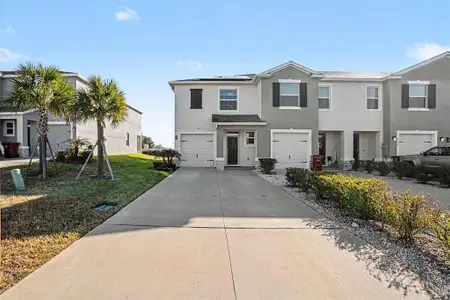 New construction Townhouse house 3716 Sunflower Field Pl, Plant City, FL 33565 - image