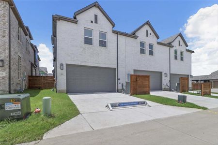 New construction Townhouse house 8144 Legacy Oak Dr, McKinney, TX 75071 Casey Plan- photo 21 21