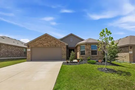 New construction Single-Family house 9521 Golden Summit Dr, Fort Worth, TX 76131 - image