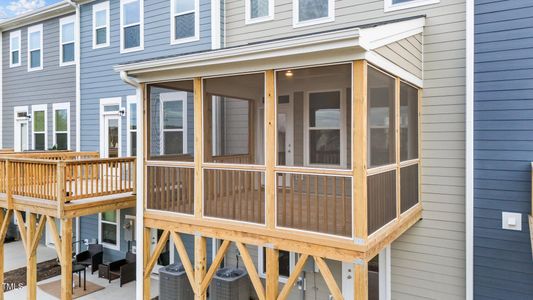 New construction Townhouse house 834 Parc Townes Drive, Wendell, NC 27591 - photo 31 31