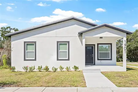 New construction Single-Family house 1901 31St St S, St. Petersburg, FL 33712 - image