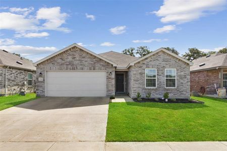 New construction Single-Family house 2301 Village Creek Ln, Denton, TX 76208 null- photo 0
