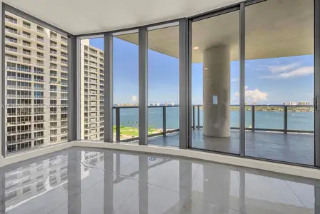 New construction Condo house 220 Lake Shore Dr, Unit 1512, West Palm Beach, FL 33403 - image