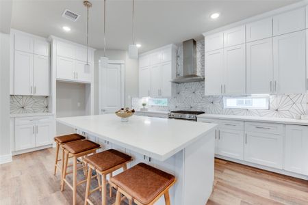New construction Single-Family house 1422 W 34Th 1/2 St, Houston, TX 77018 - image 7