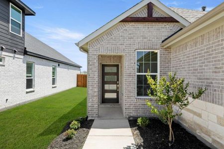 New construction Single-Family house 1405 Grove Pond Rd, Forney, TX 75126 plan Burnet - image 4