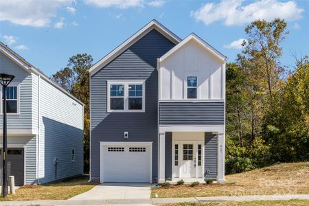 New construction Single-Family house 417 Kingsway Circle, Charlotte, NC 28214 - photo 0 0