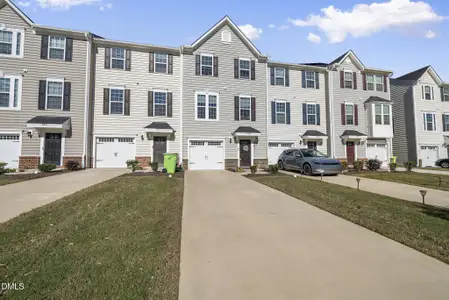 New construction Townhouse house 6425 Pathfinder Wy, Raleigh, NC 27616 - image