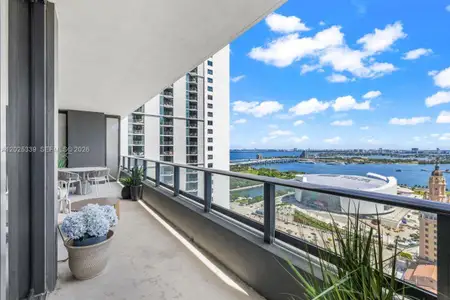 New construction Condo house 159 Ne 6Th St, Unit 2416, Miami, FL 33132 - image