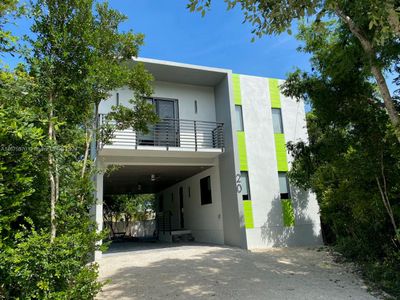 New construction Single-Family house 20 Coral Dr, Key Largo, FL 33037 - image