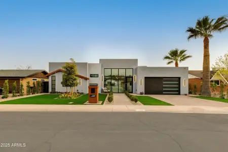 New construction Single-Family house 8319 E Columbus Ave, Scottsdale, AZ 85251 null- photo 0