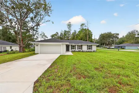 New construction Single-Family house 34 Hemlock Circle Wy, Ocala, FL 34472 - image