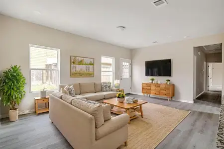 New construction Single-Family house 1005 E Tucker St, Fort Worth, TX 76104 - image 11