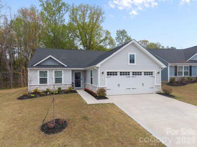 New construction Single-Family house 410 Hollis Pl, Lancaster, SC 29720 - image