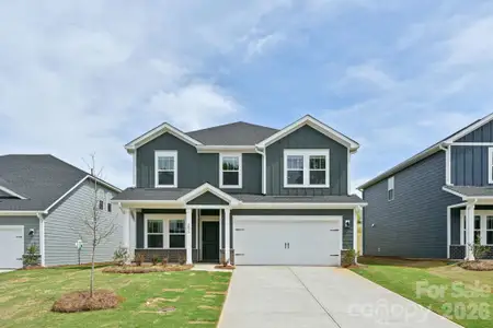 New construction Single-Family house 2052 Sunflower Cir, Newton, NC 28658 - image
