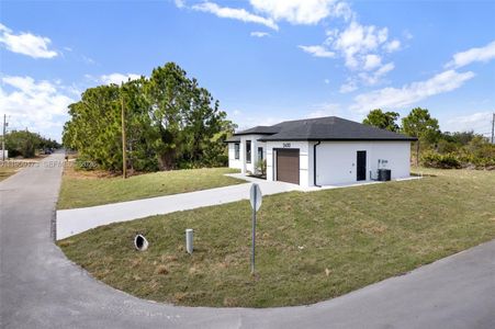 New construction Single-Family house 2600 14Th St Sw, Lehigh Acres, FL 33976 - image