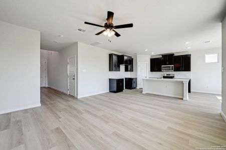 New construction Single-Family house 6002 Calgary Park, San Antonio, TX 78233 Lancaster- photo 7 7