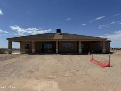 New construction Single-Family house 36868 W Durango St, Tonopah, AZ 85354 - image