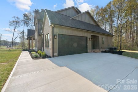 New construction Single-Family house 568 Longleaf Pine Ln, Clover, SC 29710 - image