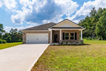 New construction Single-Family house 3200 Oxmore Dr, Crestview, FL 32539 plan Elizabeth - image