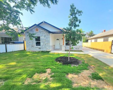 New construction Single-Family house 239 Chicago Boulevard, San Antonio, TX 78210 - photo 0