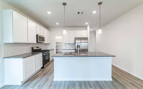 New construction Single-Family house 4326 Maple Root Ln, Pinehurst, TX 77362 plan Maple - image 2