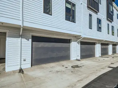 A Line Townhomes by D.H. Friedman Properties LLC in Denver - photo 9 9