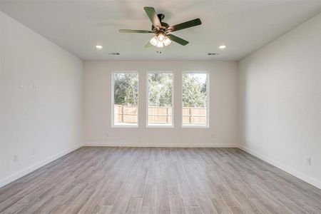 New construction Single-Family house 4542 Hogans Aly, Arlington, TX 76001 Sage - photo 20 20