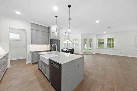 New construction Single-Family house 2905 W San Carlos St, Tampa, FL 33629 - image 6