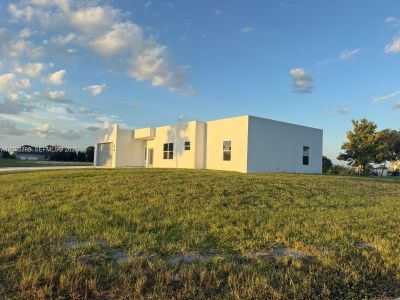 New construction Single-Family house 401 Lexington Dr, Sebring, FL 33876 - image