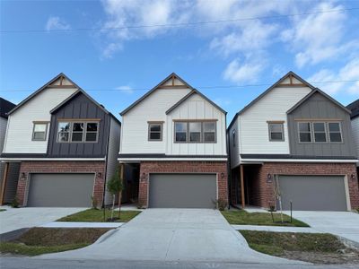 New construction Single-Family house 8430 Vogue Ln, Houston, TX 77055 - image