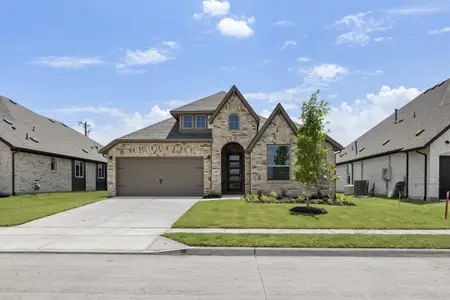 New construction Single-Family house 805 Trinity St, Van Alstyne, TX 75495 plan Southlake - image