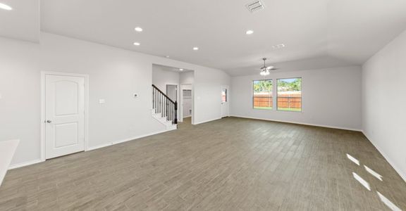 New construction Single-Family house 1620 Macadamia Ct, Aubrey, TX 76227 plan Raleigh - image 9