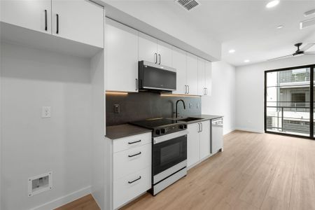 New construction Condo house 634 Central Pkwy, Unit 1214, New Braunfels, TX 78130 - image 6