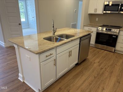 New construction Condo house 621 Weather Ridge Ln, Unit 33, Cary, NC 27513 plan 3 Bedroom - image 8