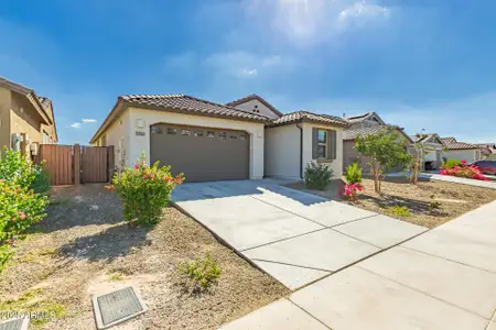 New construction Single-Family house 12521 W Morten Ave, Glendale, AZ 85307 - image