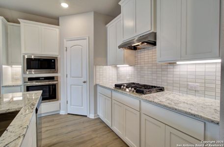 New construction Single-Family house 1824 Heritage Maples, New Braunfels, TX 78132 plan Bali - image