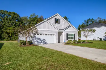 New construction Single-Family house 707 Butter Rd, Bonneau, SC 29431 - image