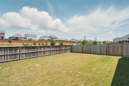 New construction Single-Family house 469 Durian Lp, Buda, TX 78610 null- photo 27 27
