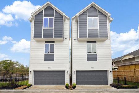 New construction Single-Family house 1636 W Tidwell Rd, Houston, TX 77091 - photo 0