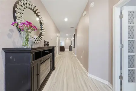 New construction Single-Family house 2486 Matterhorn Trl, Davenport, FL 33837 plan Shelby - image 8