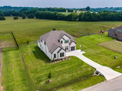 Sister Grove II by Stonehollow Homes in Van Alstyne - image