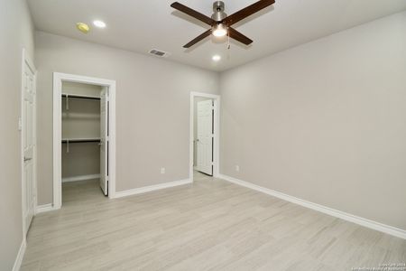 New construction Single-Family house 8026 Airlift Ave, San Antonio, TX 78227 null- photo 7 7