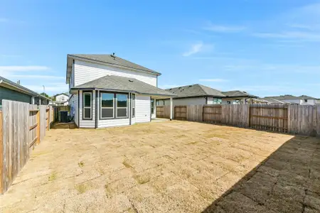 New construction Single-Family house 4616 Mesquite Trl, Pinehurst, TX 77362 plan The Trenton - image 4