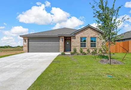 New construction Single-Family house 1420 Quail Creek Dr, Cleburne, TX 76033 null- photo 0