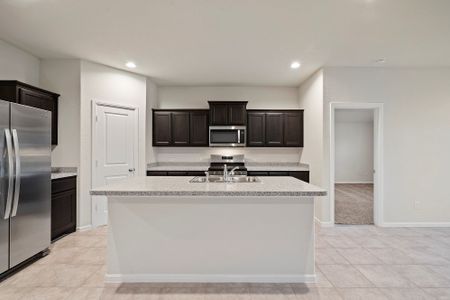 New construction Single-Family house 904 Fort Knox Dr, Fort Worth, TX 76131 null- photo 13 13