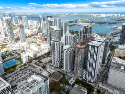 New construction Condo house 11 Ne 6Th St, Unit 1607, Miami, FL 33132 - image