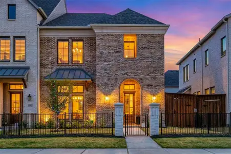New construction Townhouse house 11965 Dahlia Bay Dr, Frisco, TX 75033 - image