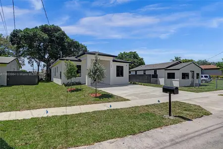 New construction Single-Family house 238 Nw 7Th Ave, Dania Beach, FL 33004 - image